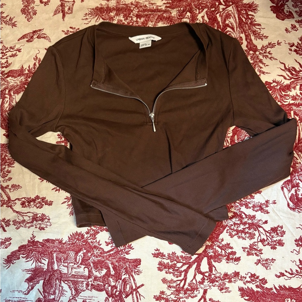 Urban Revivo brown crop long sleeve top